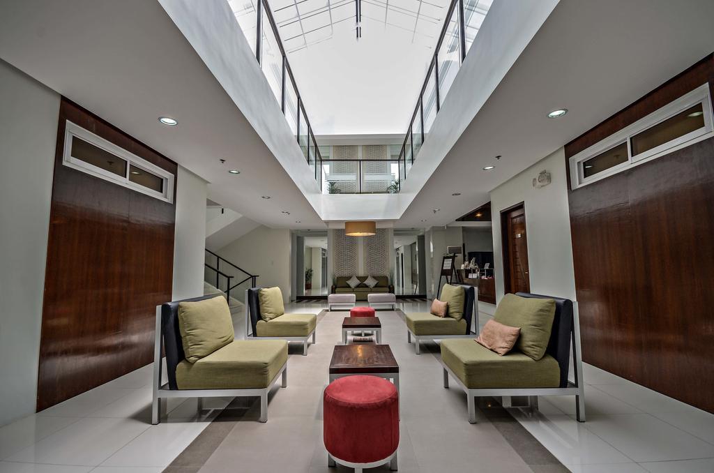 Empire Suites Hotel Puerto Princesa Dış mekan fotoğraf
