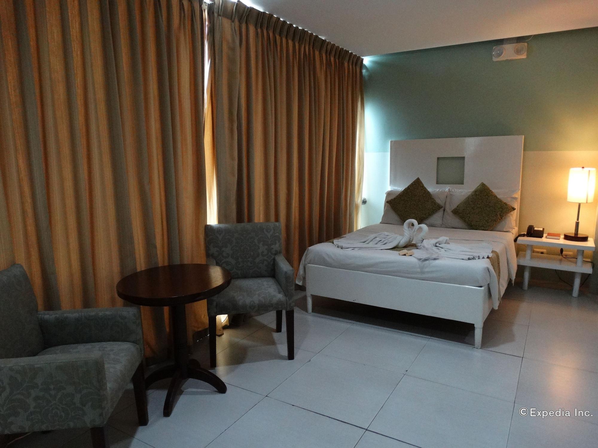 Empire Suites Hotel Puerto Princesa Dış mekan fotoğraf