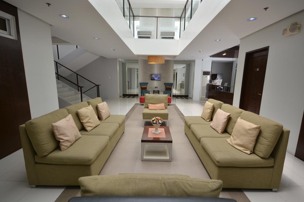 Empire Suites Hotel Puerto Princesa Dış mekan fotoğraf