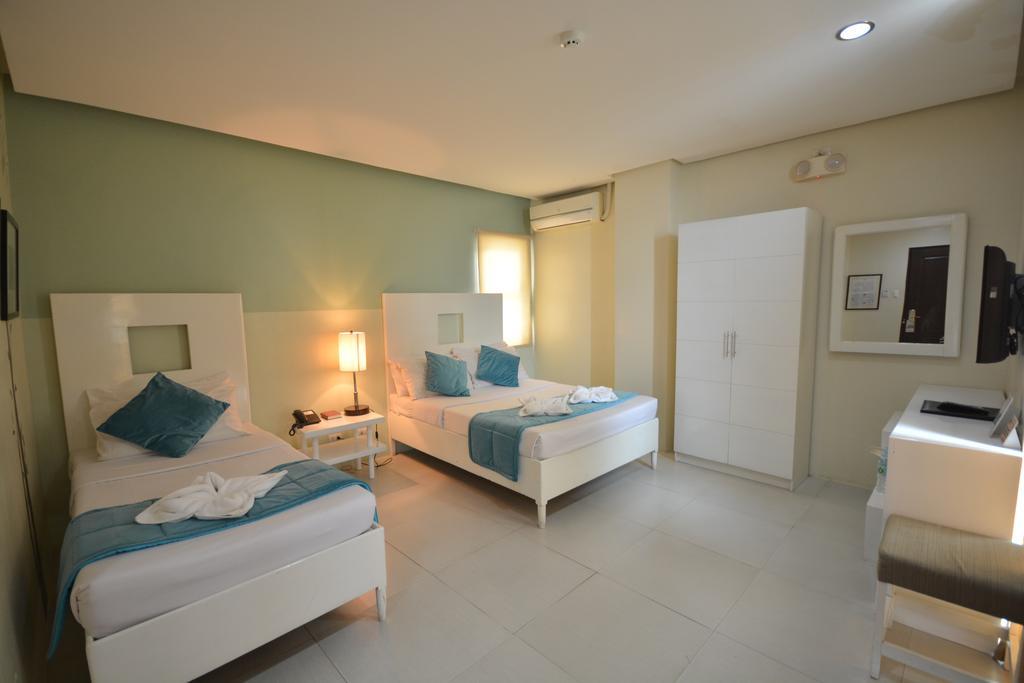 Empire Suites Hotel Puerto Princesa Dış mekan fotoğraf