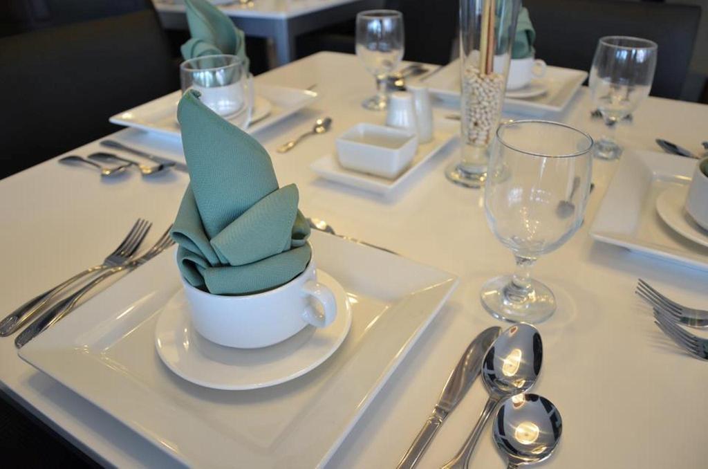 Empire Suites Hotel Puerto Princesa Dış mekan fotoğraf